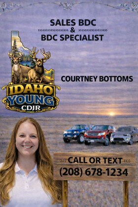 Staff member Courtney Bottoms from ID_af5f6d83b1e2