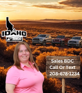 Staff member Courtney Bottoms from ID_af5f6d83b1e2