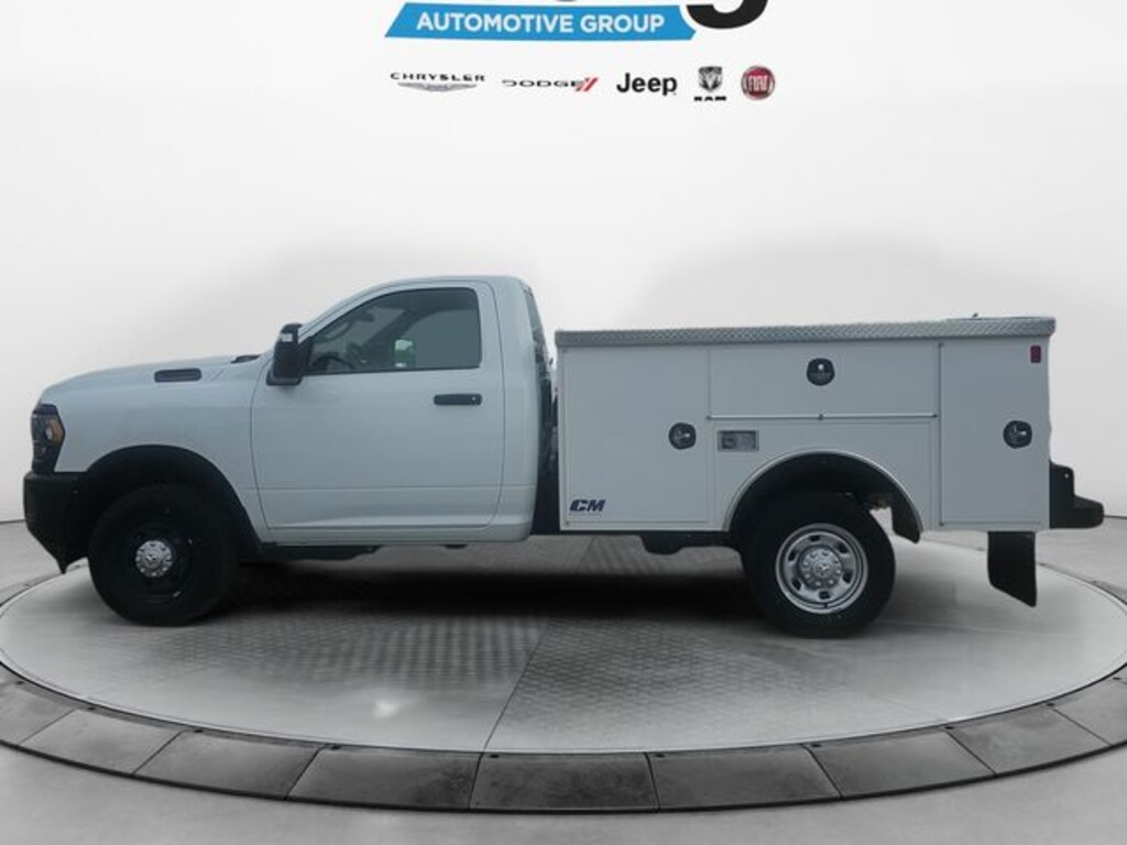 New 2024 Ram 2500 TRADESMAN REGULAR CAB 4X4 8' BOX Pickup