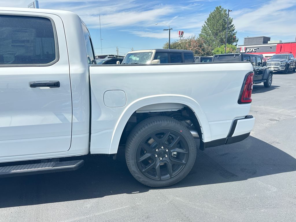 2026 RAM 1500 Laramie - Photo 10