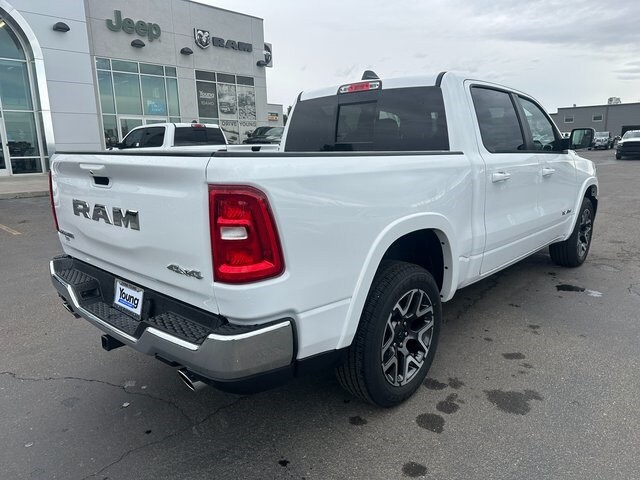 2025 Ram 1500 Laramie photo 3