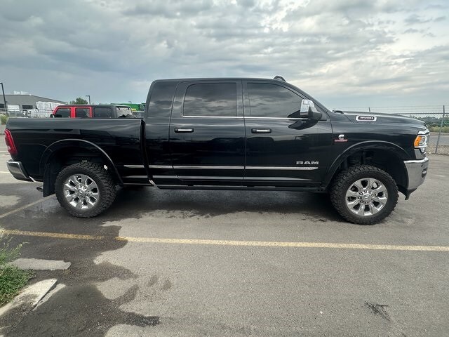 2022 Ram 3500 Limited photo 2