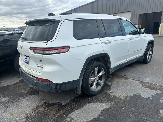 2022 Jeep Grand Cherokee Limited photo 3