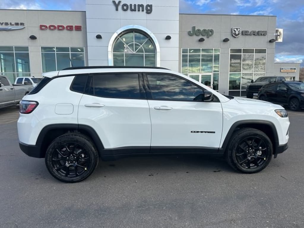 New 2026 Jeep Compass LATITUDE ALTITUDE 4X4 Sport Utility