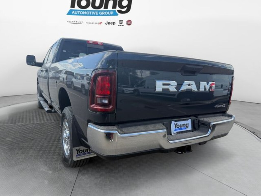 New 2026 Ram 3500 TRADESMAN CREW CAB 4X4 8' BOX Pickup