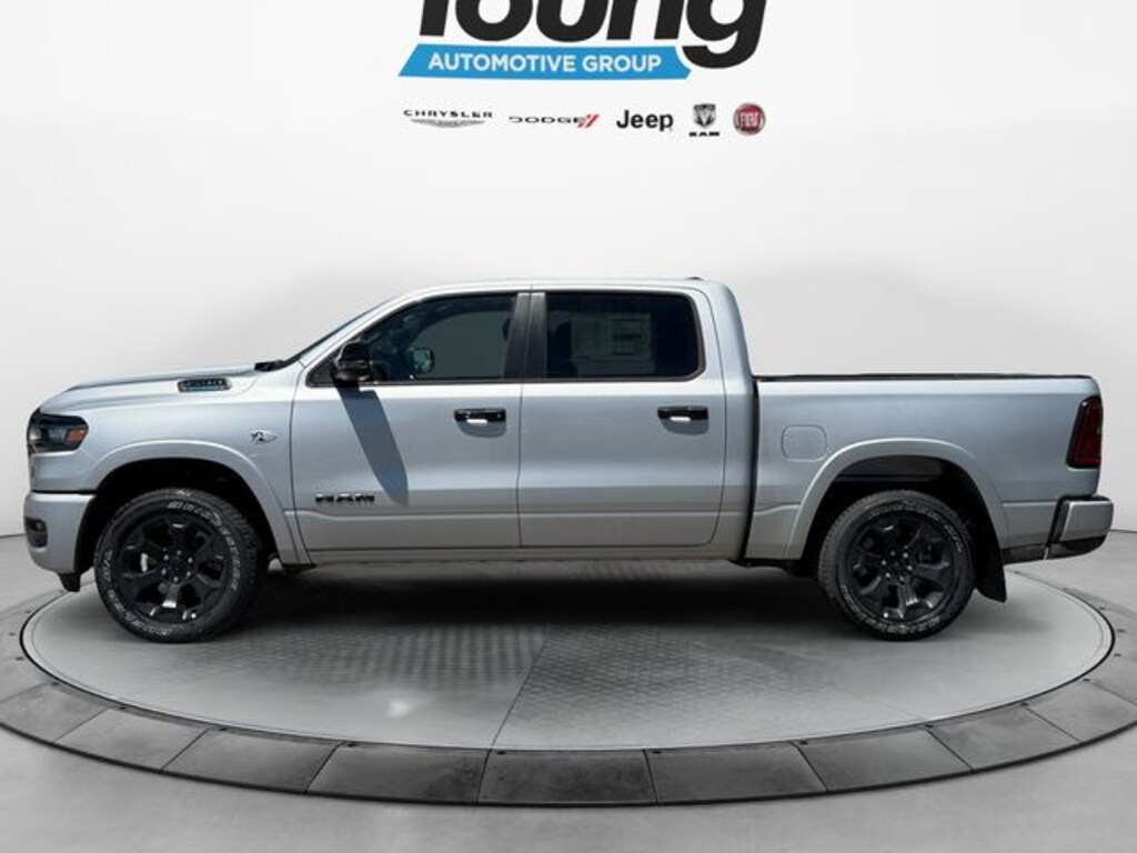 New 2026 Ram 1500 BIG HORN CREW CAB 4X4 5'7 BOX Pickup