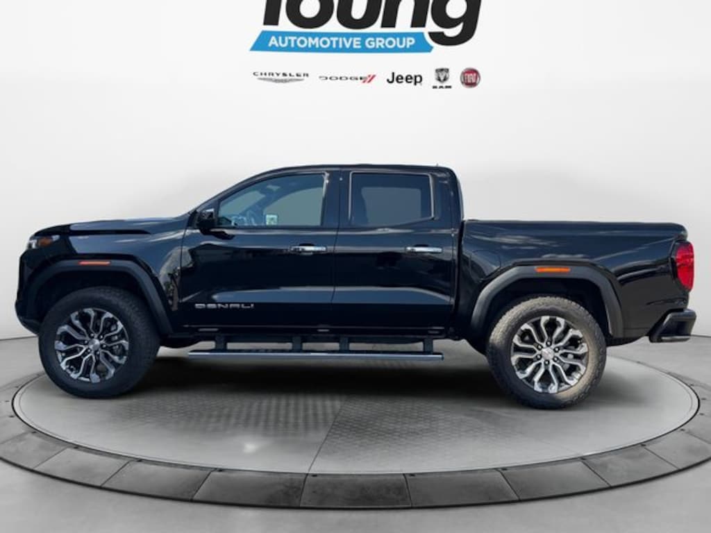 Used 2025 GMC Canyon Denali Truck Crew Cab