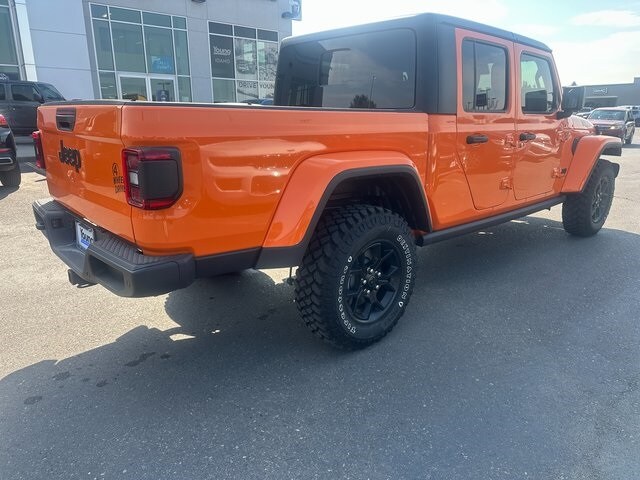 2025 Jeep Gladiator Willys photo 3