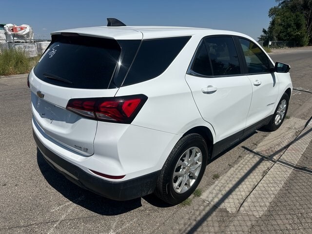 2022 Chevrolet Equinox photo 3