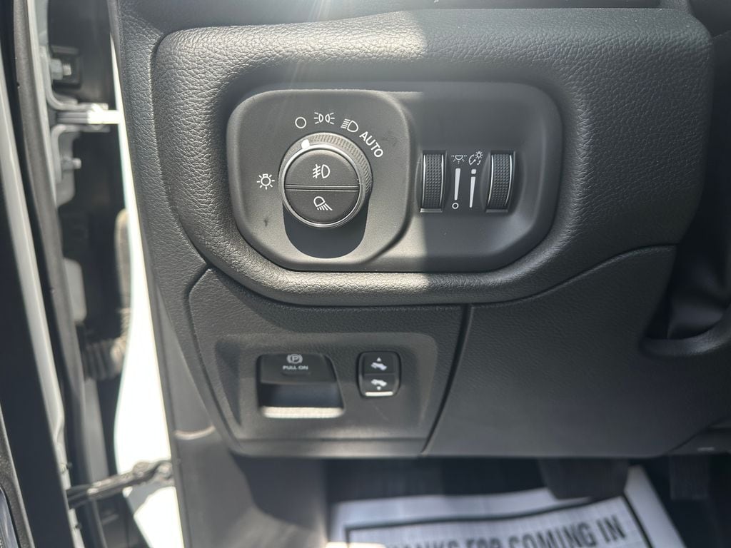 2026 RAM 1500 Laramie - Photo 25