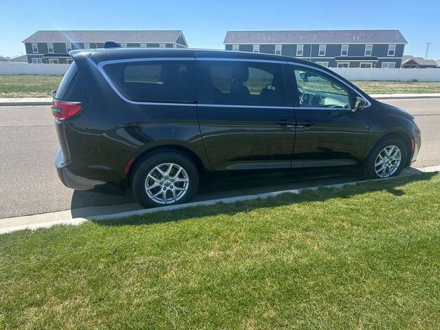 Used 2023 Chrysler Pacifica Touring L with VIN 2C4RC1BG1PR535613 for sale in Burley, ID