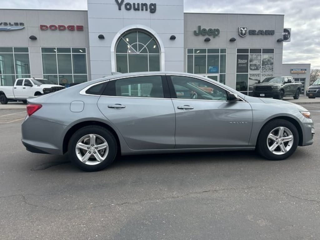 Used 2024 Chevrolet Malibu 1LT Sedan