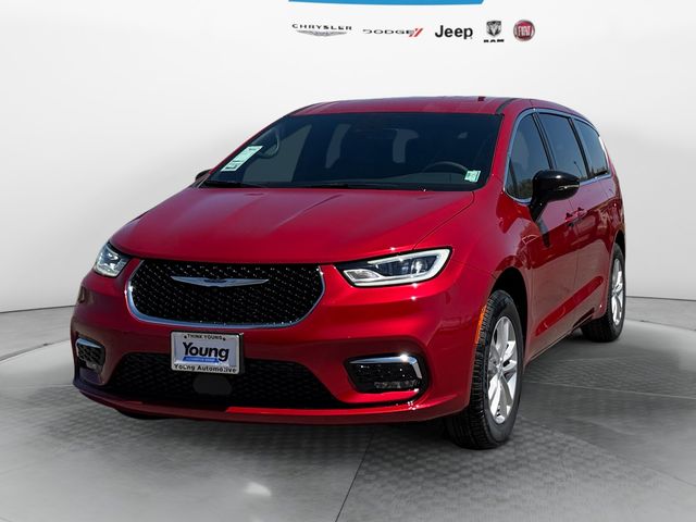 2026 Chrysler Pacifica Select AWD's photo