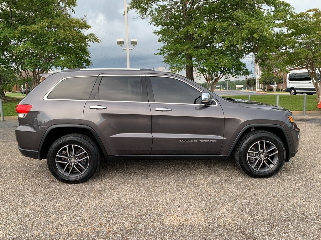 Used 2017 Jeep Grand Cherokee Limited with VIN 1C4RJFBG6HC777617 for sale in Dothan, AL