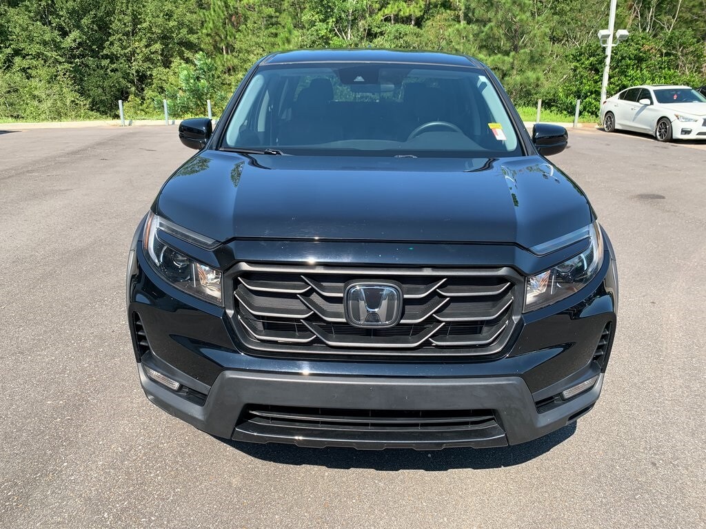 2021 Honda Ridgeline Sport photo 3