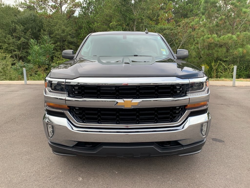 Used 2017 Chevrolet Silverado 1500 LT w/1LT Truck Crew Cab