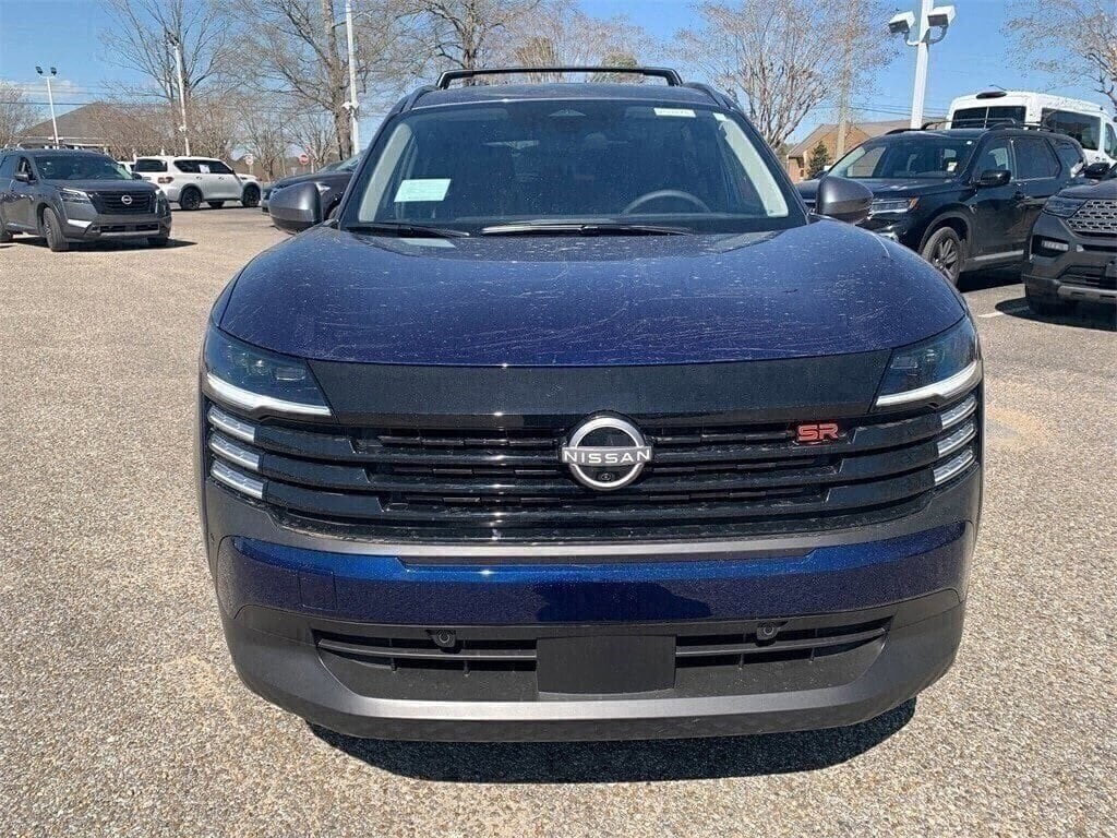 2025 Nissan Kicks SR photo 3