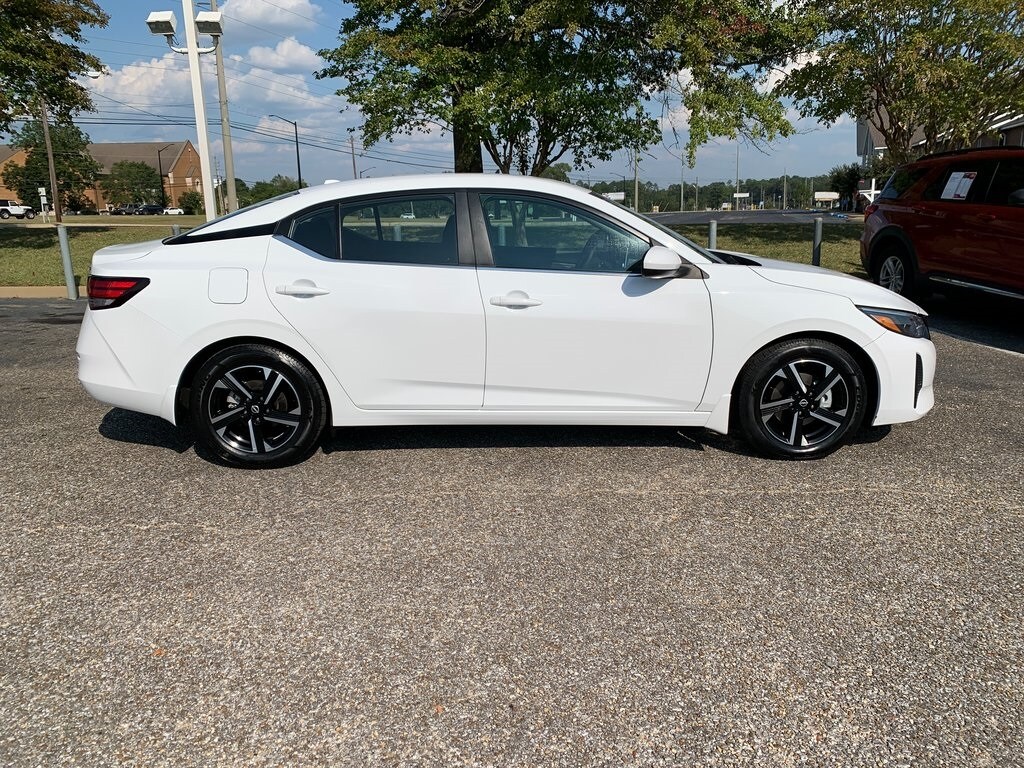 2024 Nissan Sentra SV photo 2