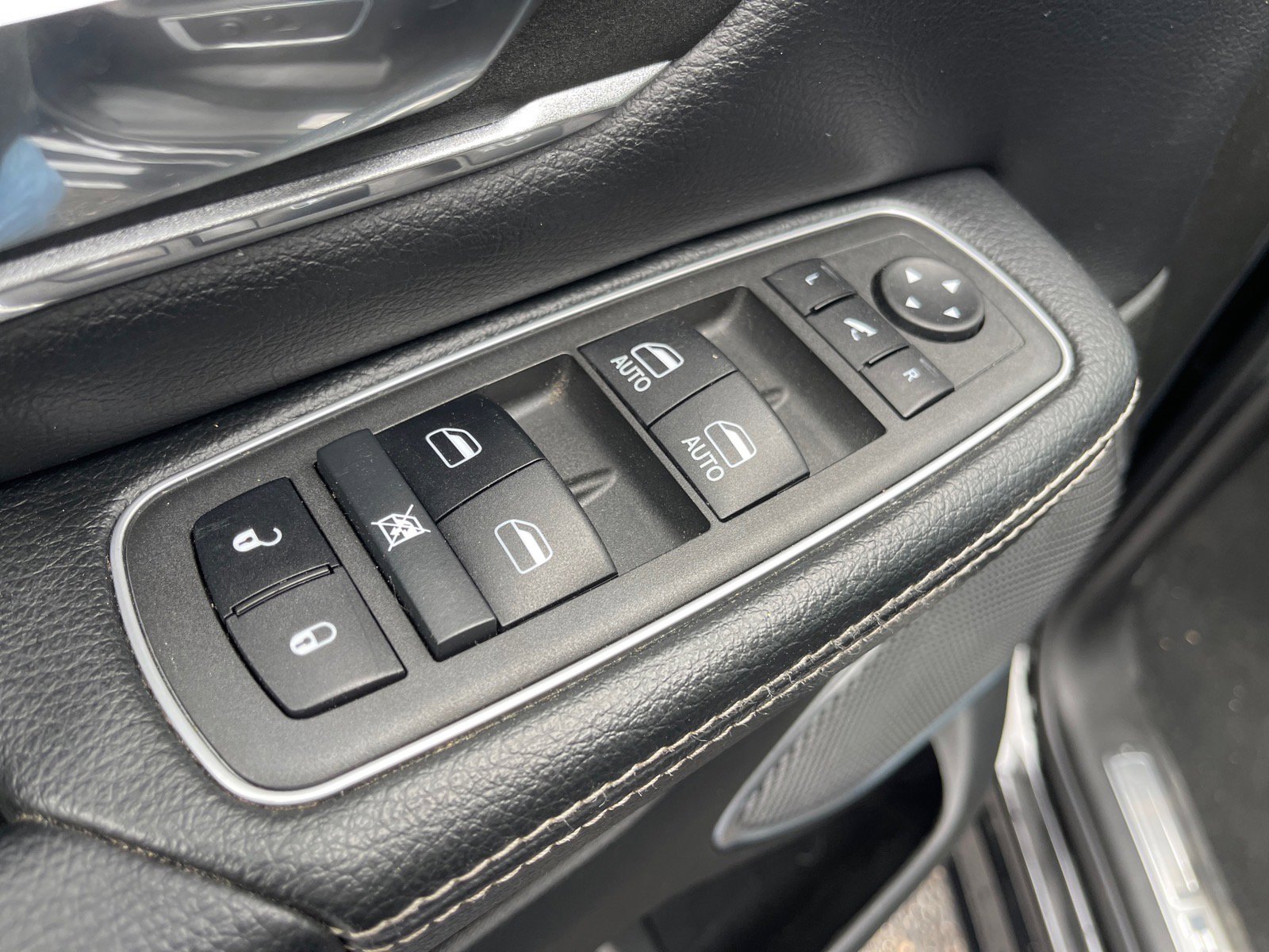 2022 RAM Ram 1500 Pickup Laramie - Photo 8