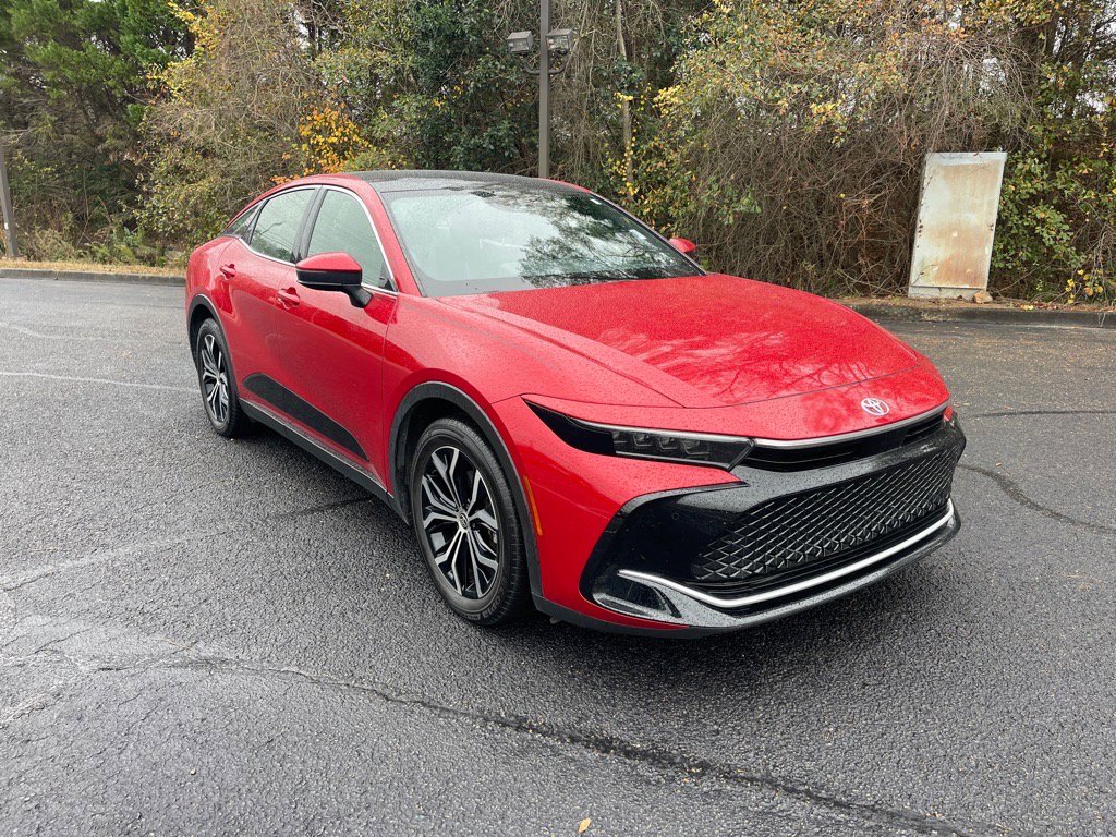 2023 Toyota Crown Limited's photo