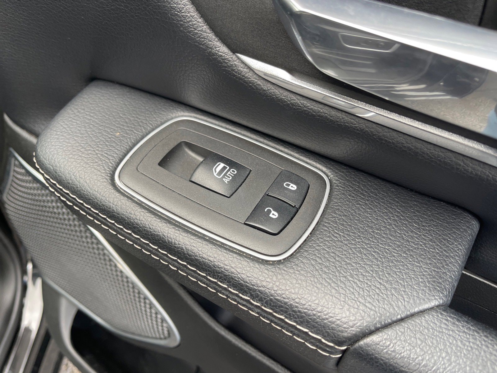 2022 RAM Ram 1500 Pickup Laramie - Photo 20