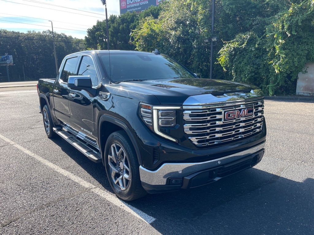 Used 2022 GMC Sierra 1500 SLT Truck Crew Cab