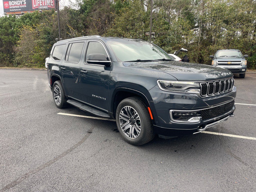 2023 Jeep Wagoneer Series II's photo