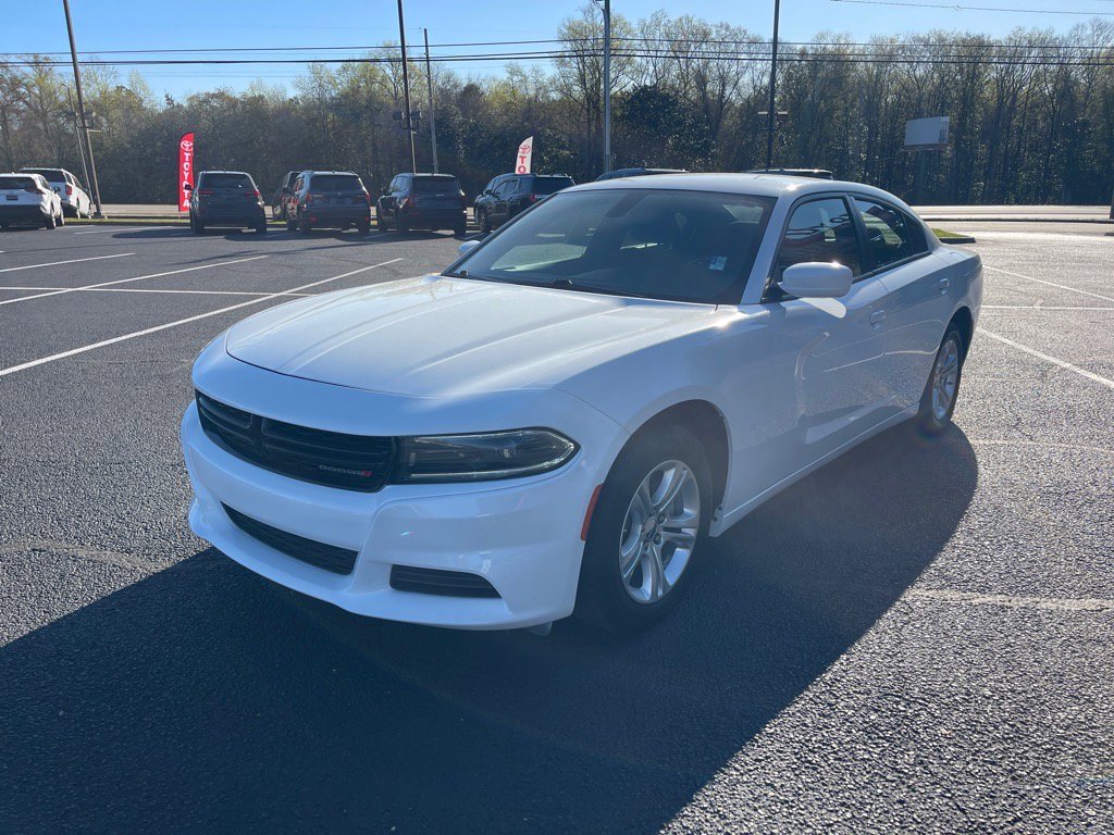 2022 Dodge Charger SXT photo 2