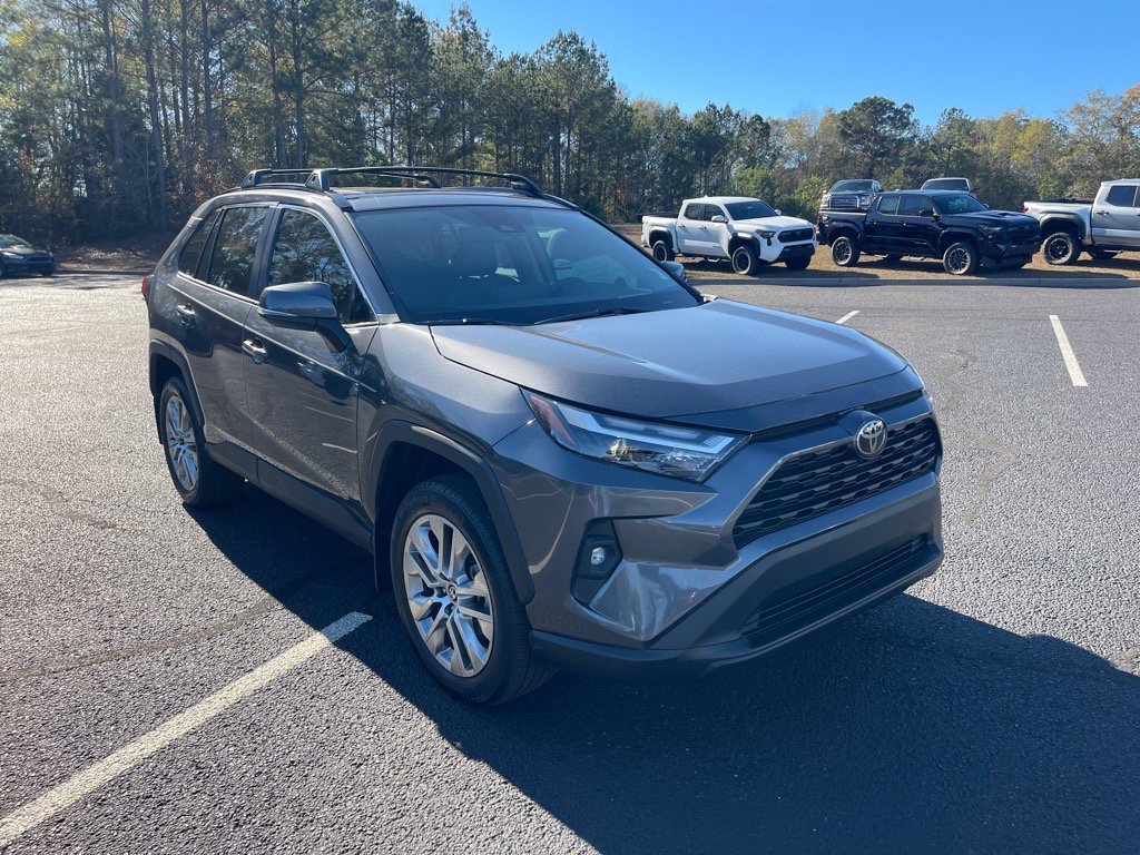 2024 Toyota RAV4 XLE Premium's photo