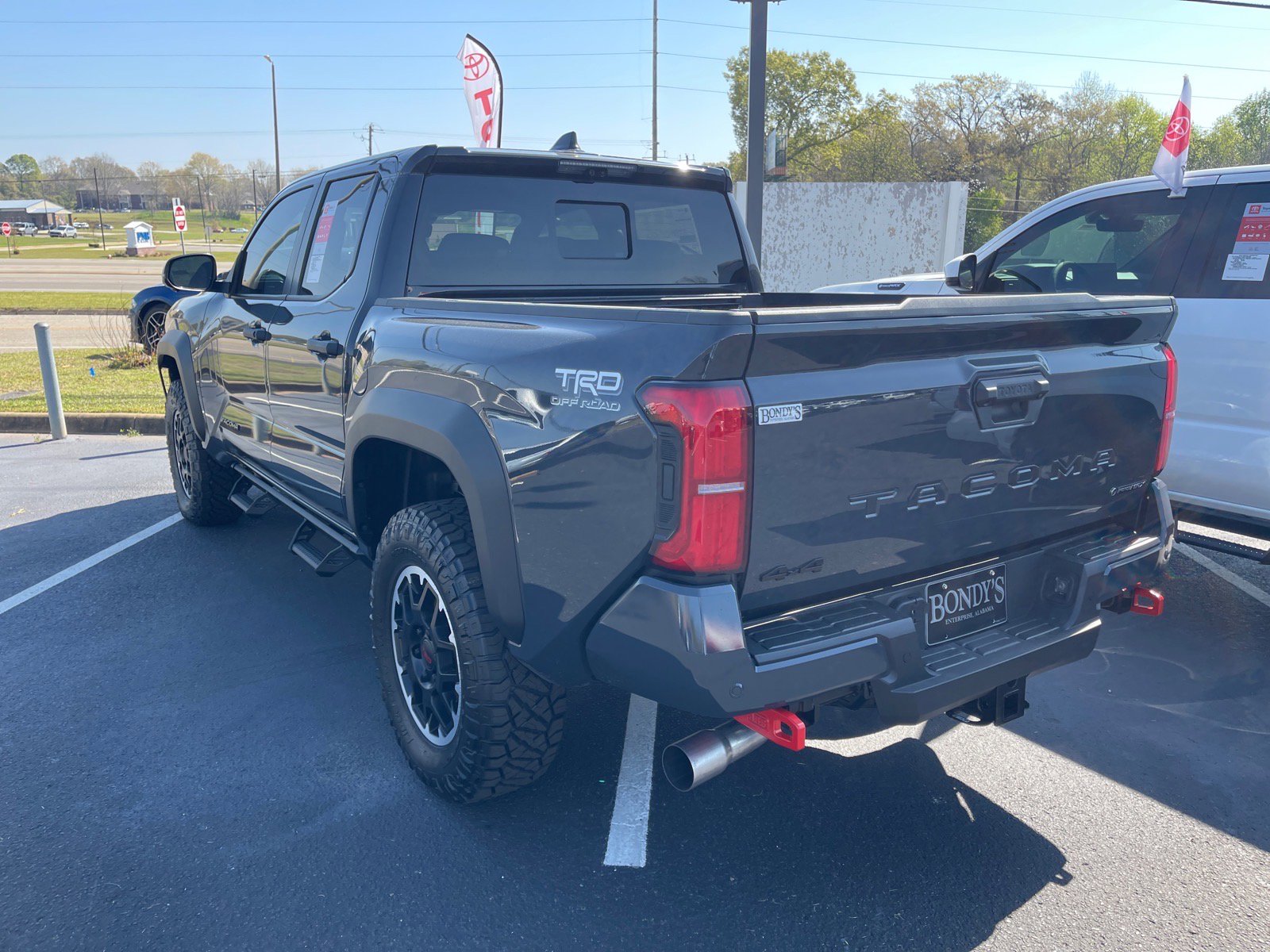 2026 Toyota Tacoma TRD Off Road - Photo 11