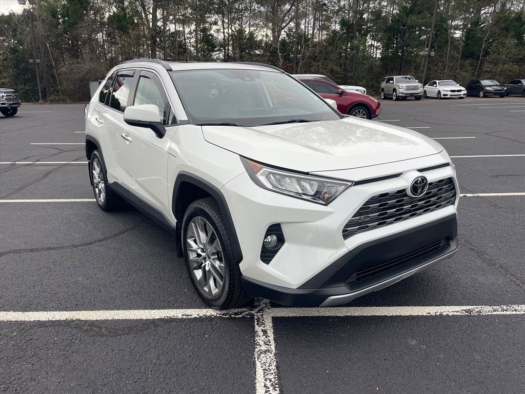 2021 Toyota RAV4 Limited's photo