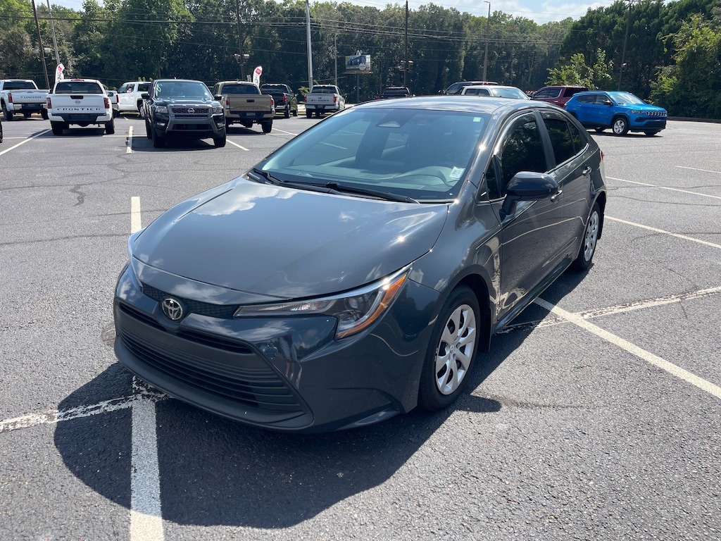 Used 2025 Toyota Corolla LE Sedan