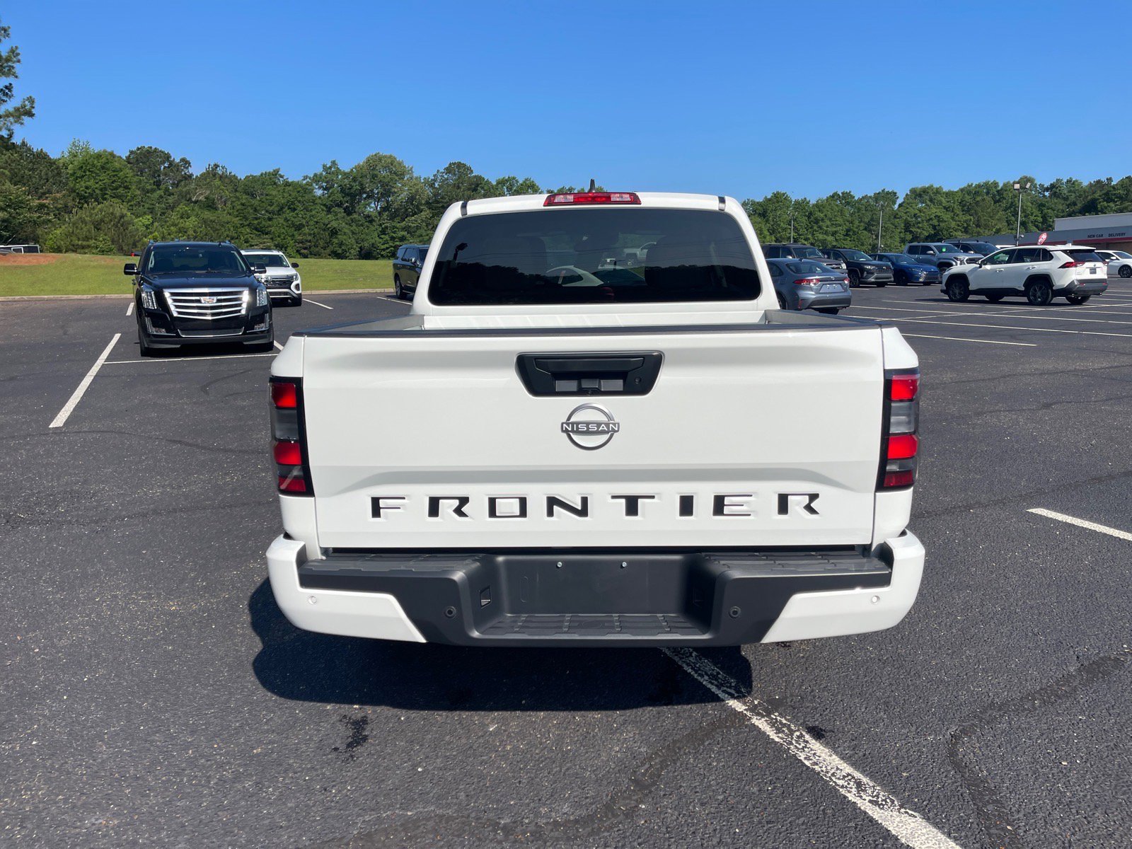 2025 Nissan Frontier SV - Photo 15