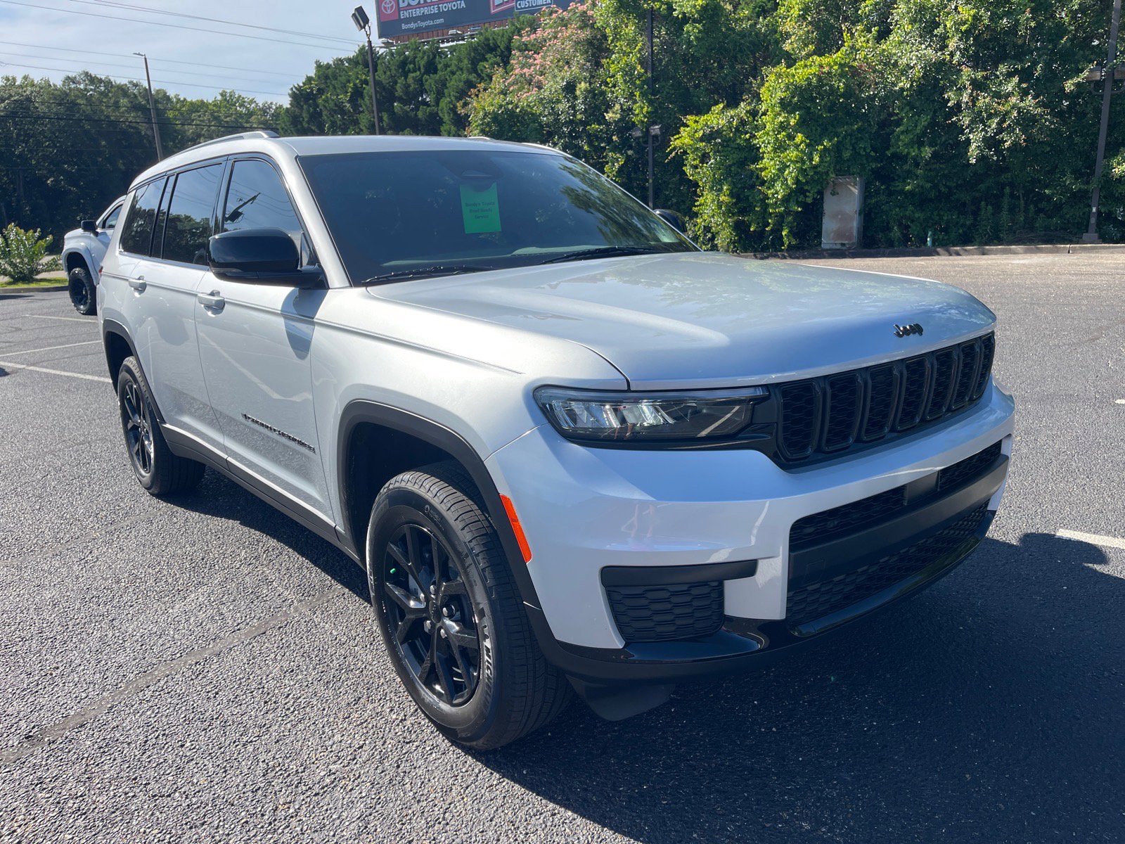 2025 Jeep Grand Cherokee L Altitude X's photo