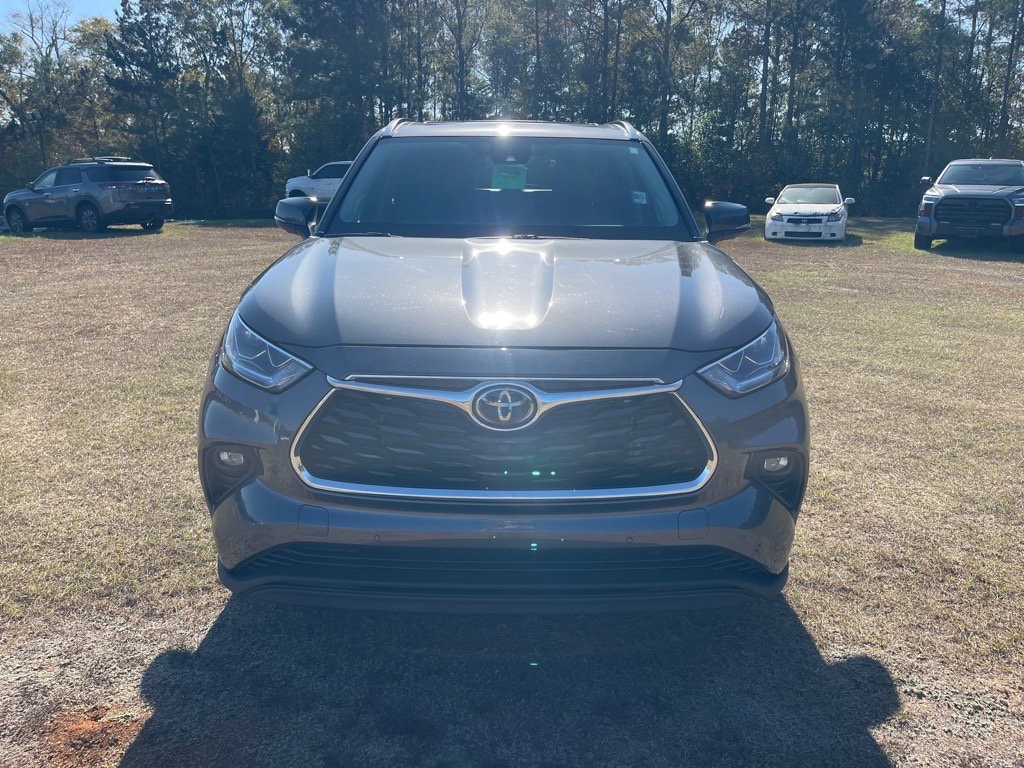 Used 2022 Toyota Highlander Limited SUV