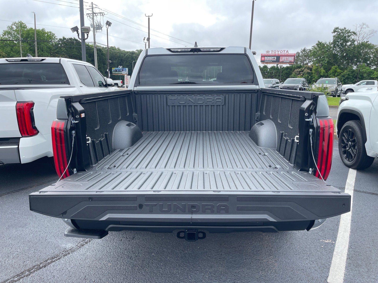 2026 Toyota Tundra Limited - Photo 13