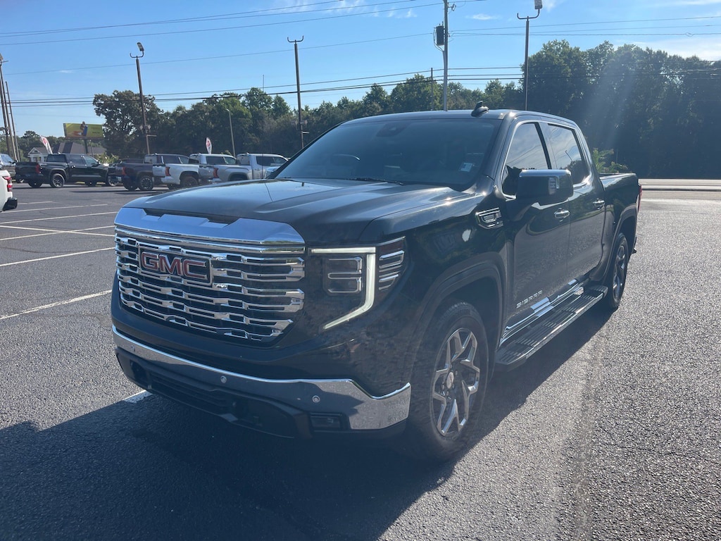 Used 2022 GMC Sierra 1500 SLT Truck Crew Cab