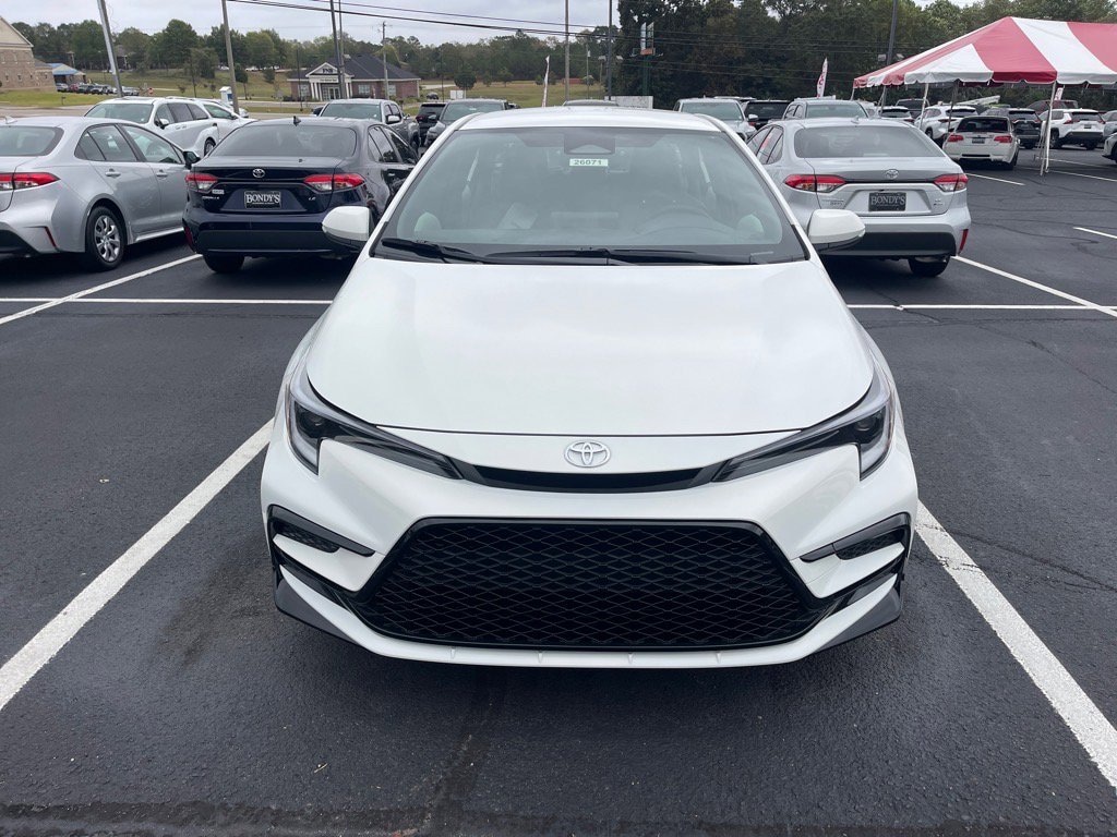 New 2026 Toyota Corolla Hybrid SE Sedan
