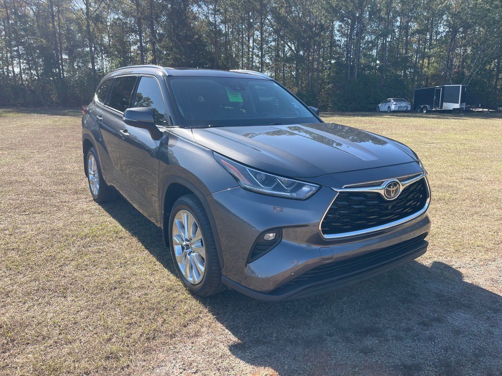 Used 2022 Toyota Highlander Limited SUV