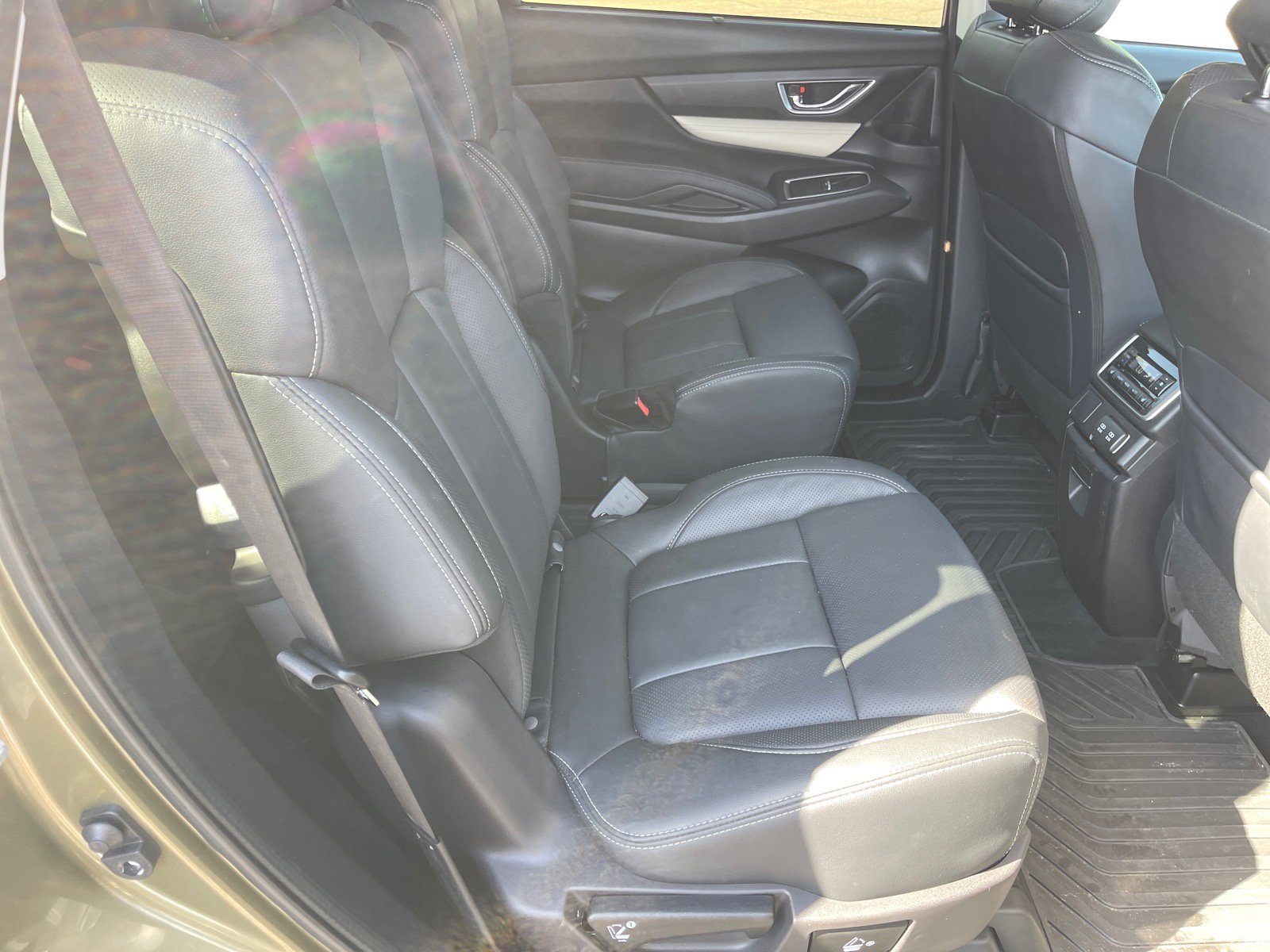 2022 Subaru Ascent Limited - Photo 18