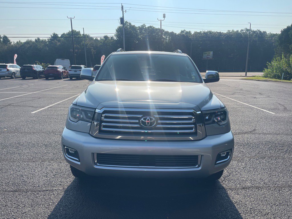 2021 Toyota Sequoia Platinum photo 2