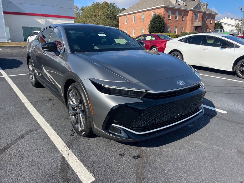 2026 Toyota Crown Limited's photo