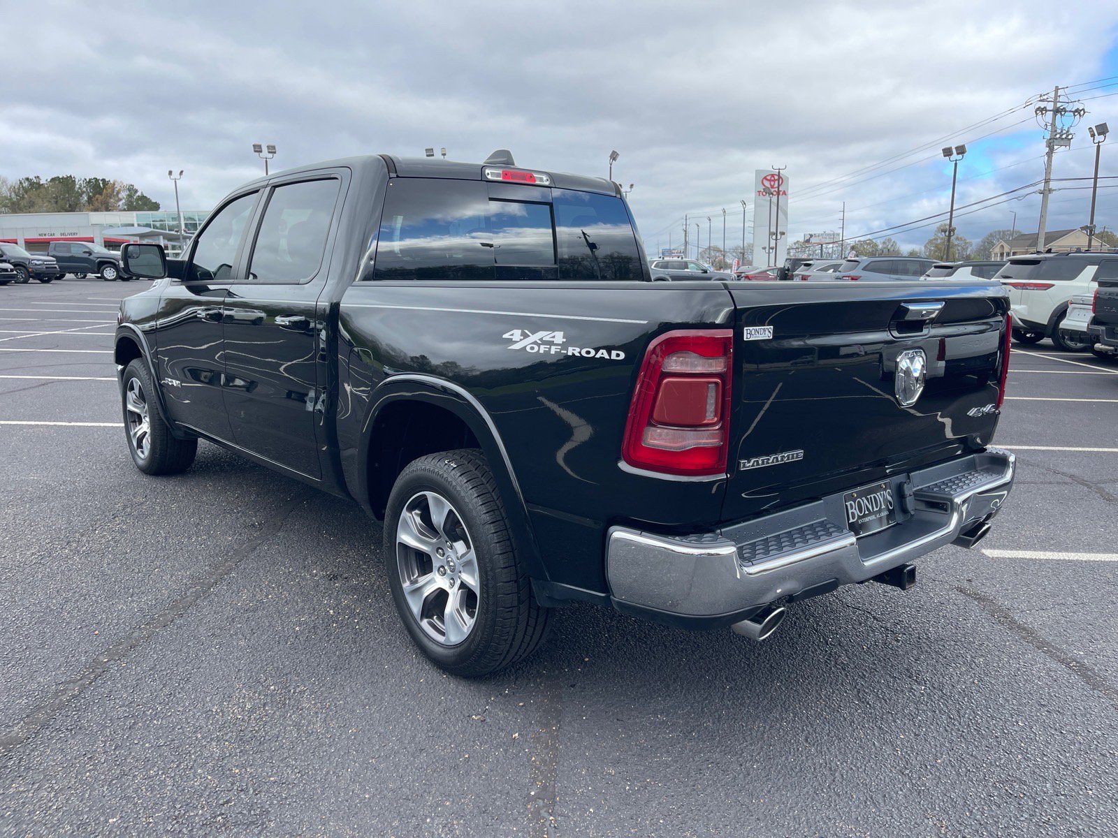 2022 RAM Ram 1500 Pickup Laramie - Photo 14