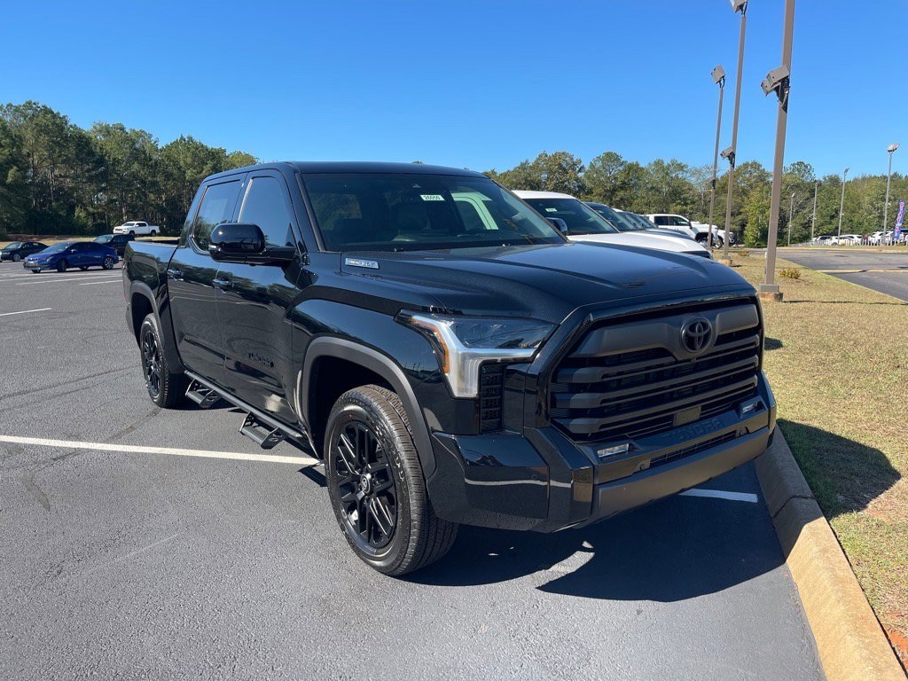 New 2026 Toyota Tundra i-FORCE MAX Limited i-FORCE MAX Truck CrewMax