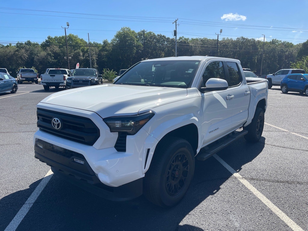 Used 2024 Toyota Tacoma SR5 Truck Double Cab
