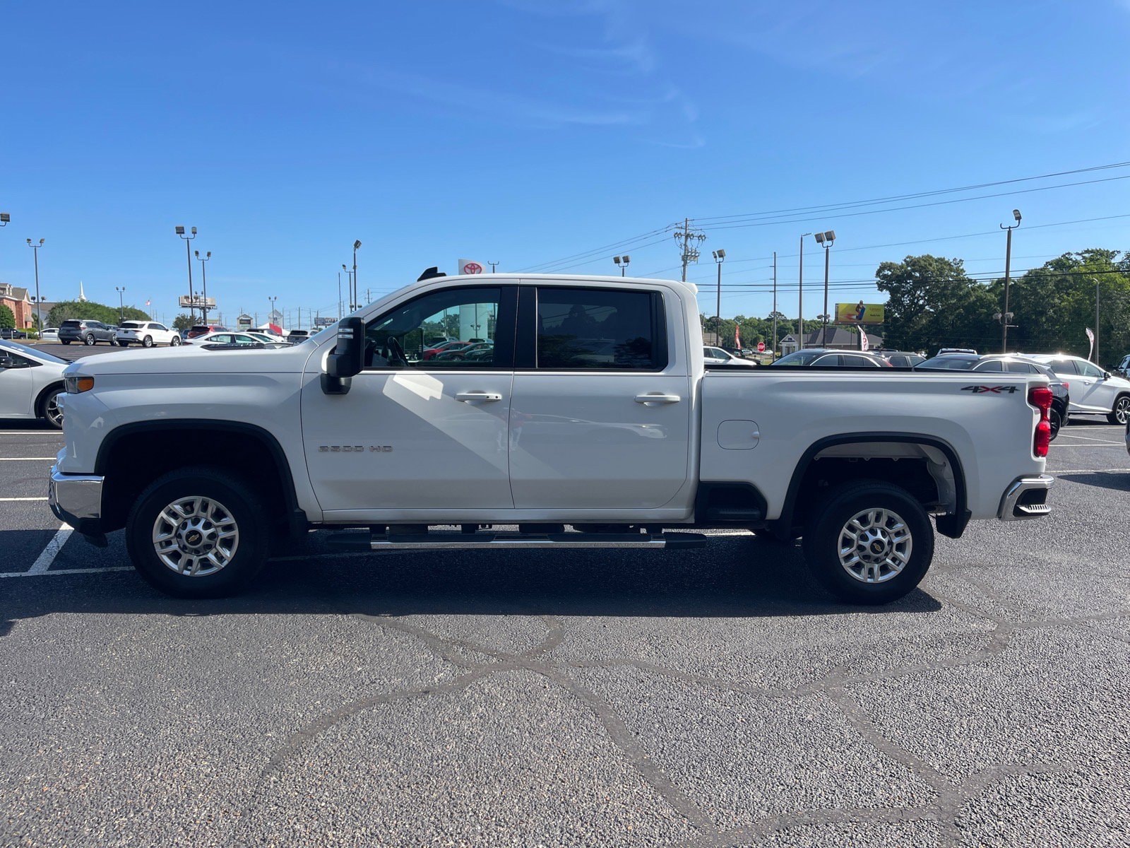 2025 Chevrolet Silverado 2500HD LT - Photo 13