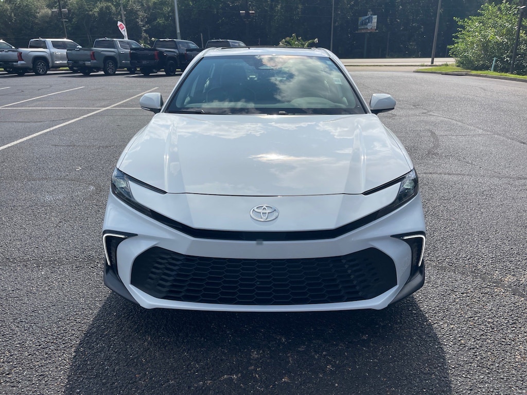 Used 2026 Toyota Camry SE Sedan