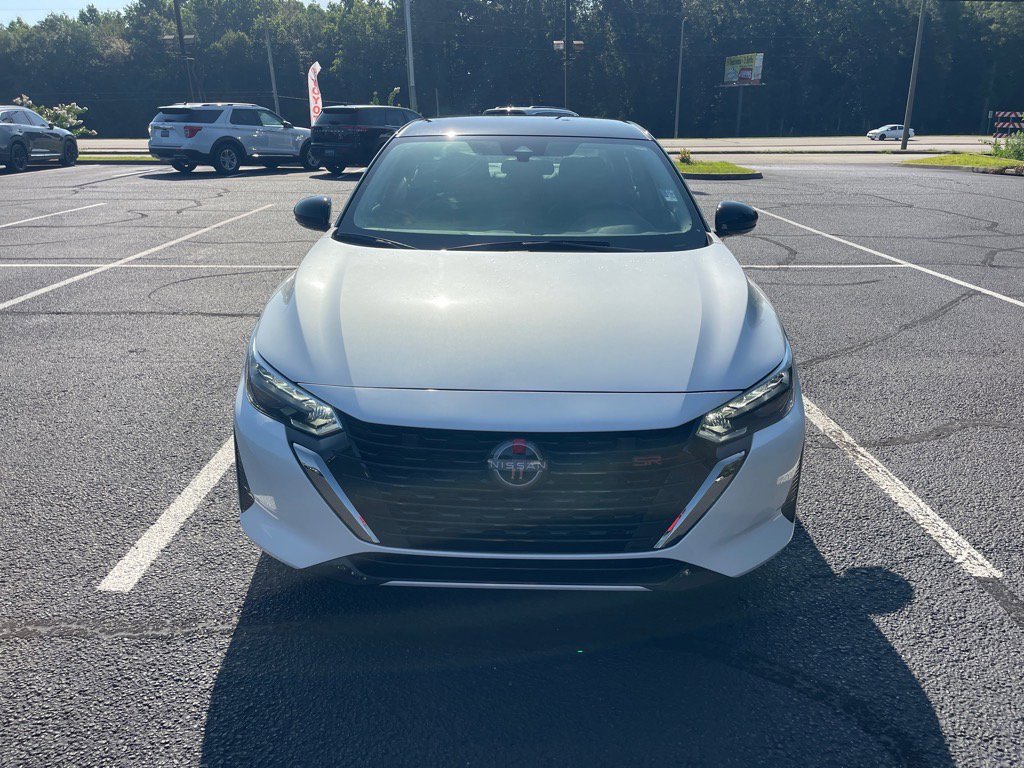 2024 Nissan Sentra SR photo 2
