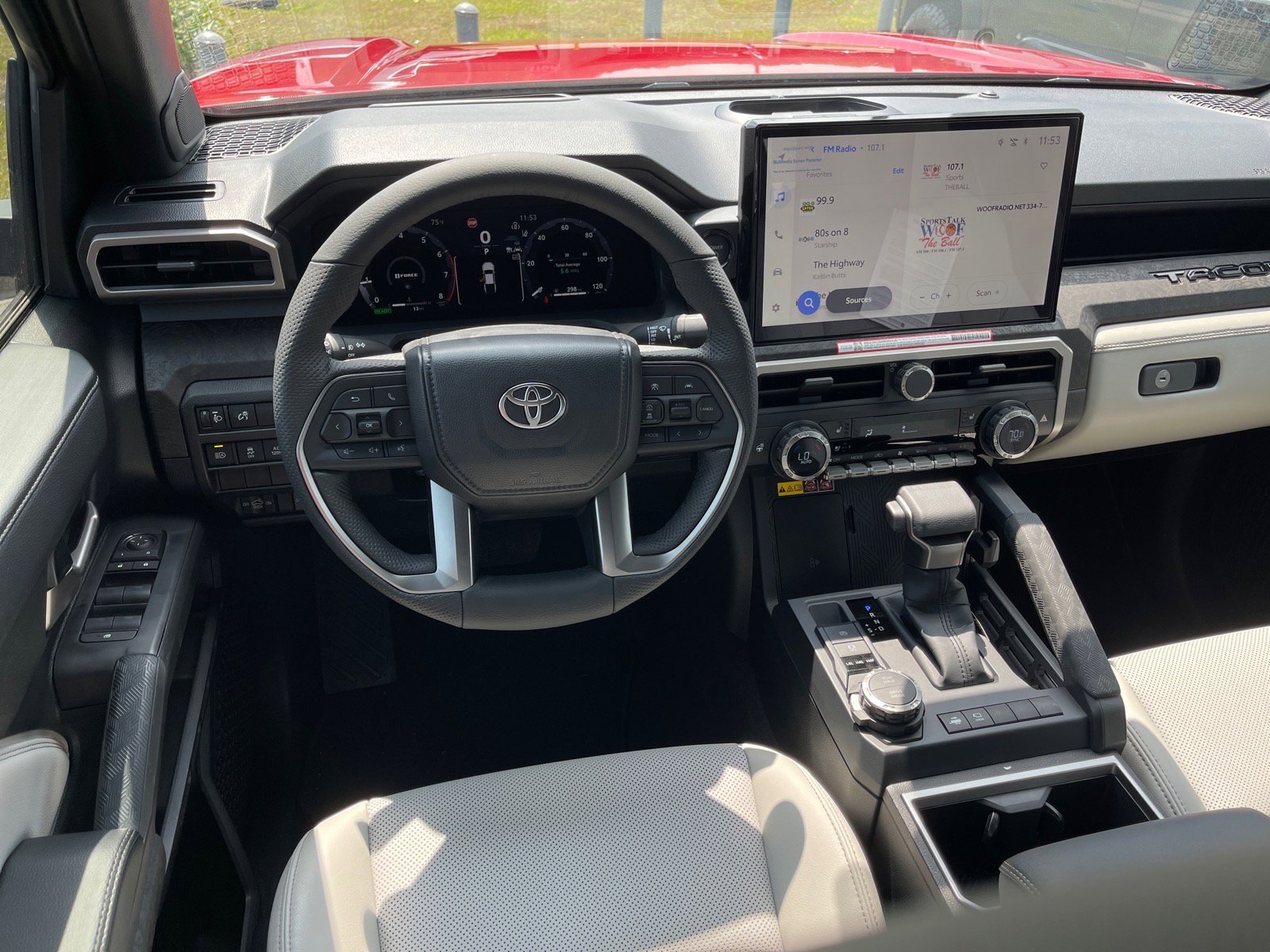 2026 Toyota Tacoma Limited - Photo 4