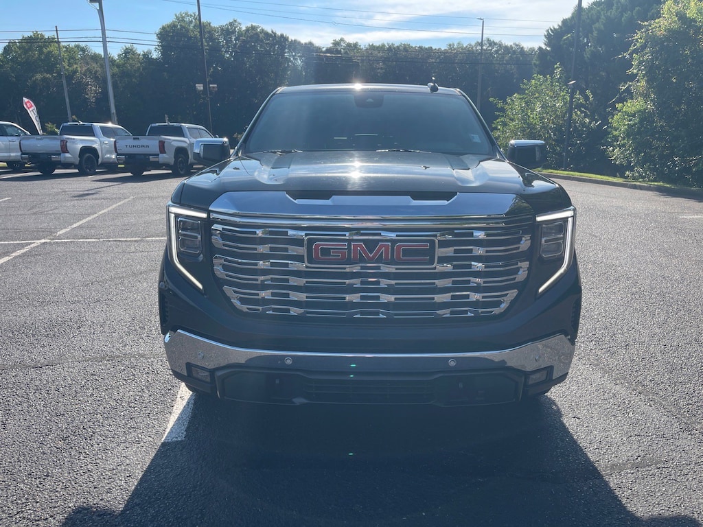 Used 2022 GMC Sierra 1500 SLT Truck Crew Cab